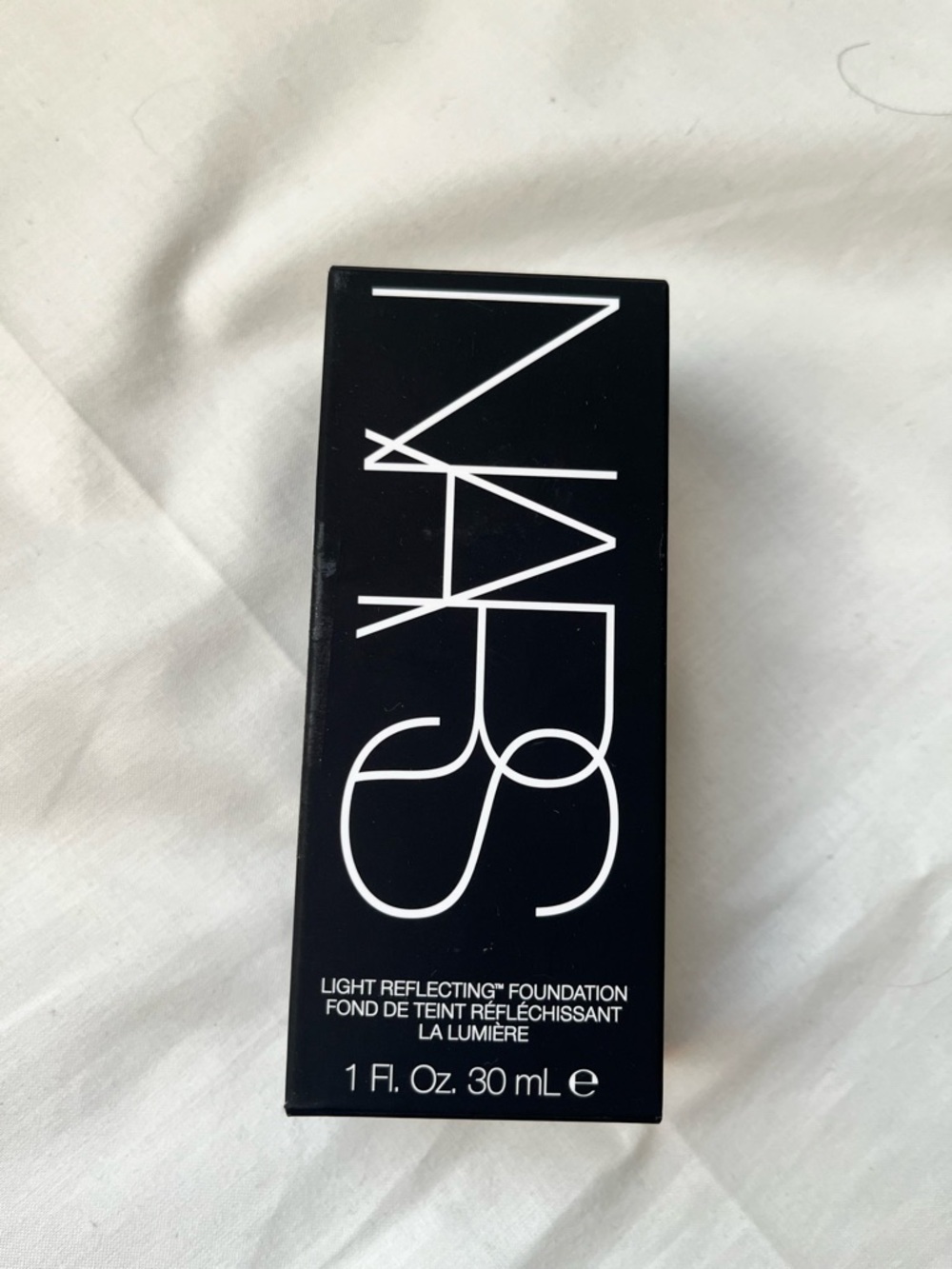 New in Box NARS Light Reflecting Foundation - Deep 2.5 La Serena